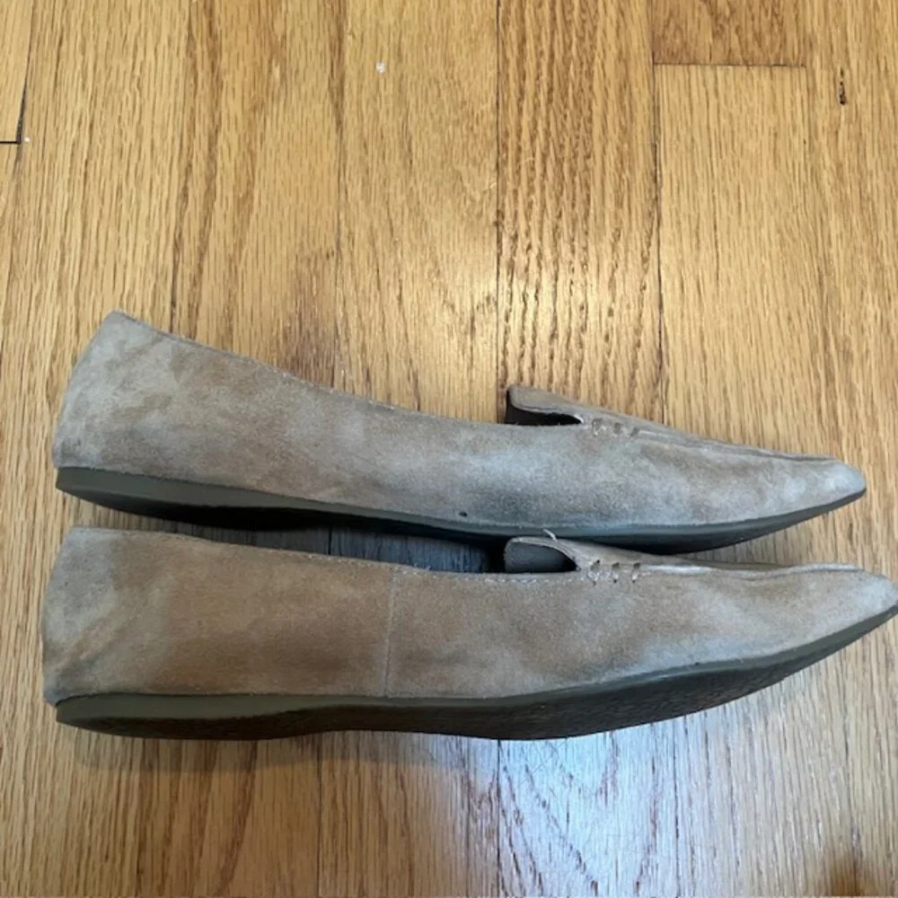 Steve Madden Feather slip on pointed toe suede loafers in tan 6M